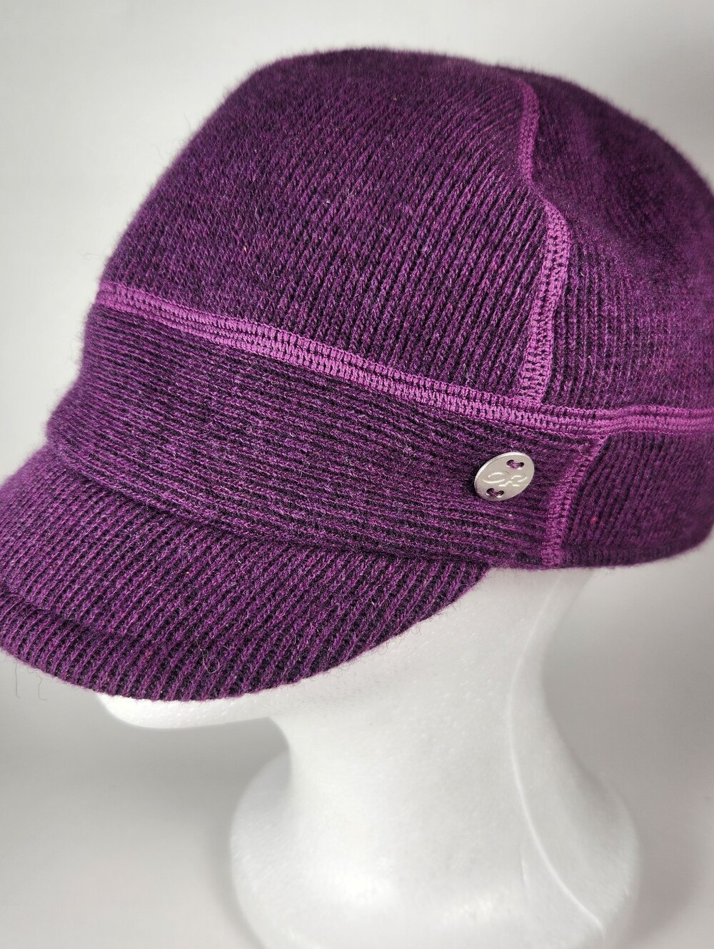 OUTDOOR RESEARCH Hat Cap Women's Large Purple Wool Blend Lined